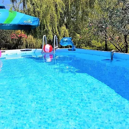 Apartment Willow Private Pool